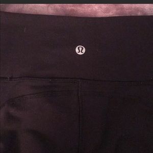 Black lululemon leggings